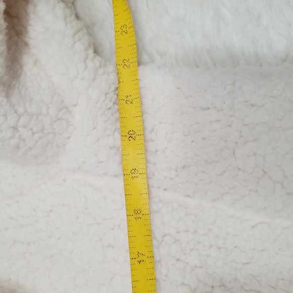 Ashley Outwear Faux Fur Winter Pea Coat Doble Breasted.  L - Picture 11 of 14